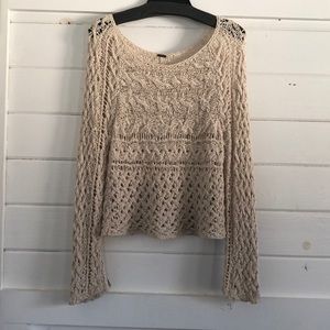 Slouchy bell sleeve Free People sweater size S